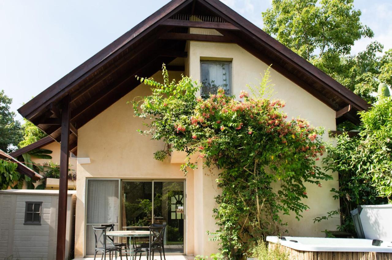 Vitrage Holiday Village And Spa Beit Hillel Exterior foto