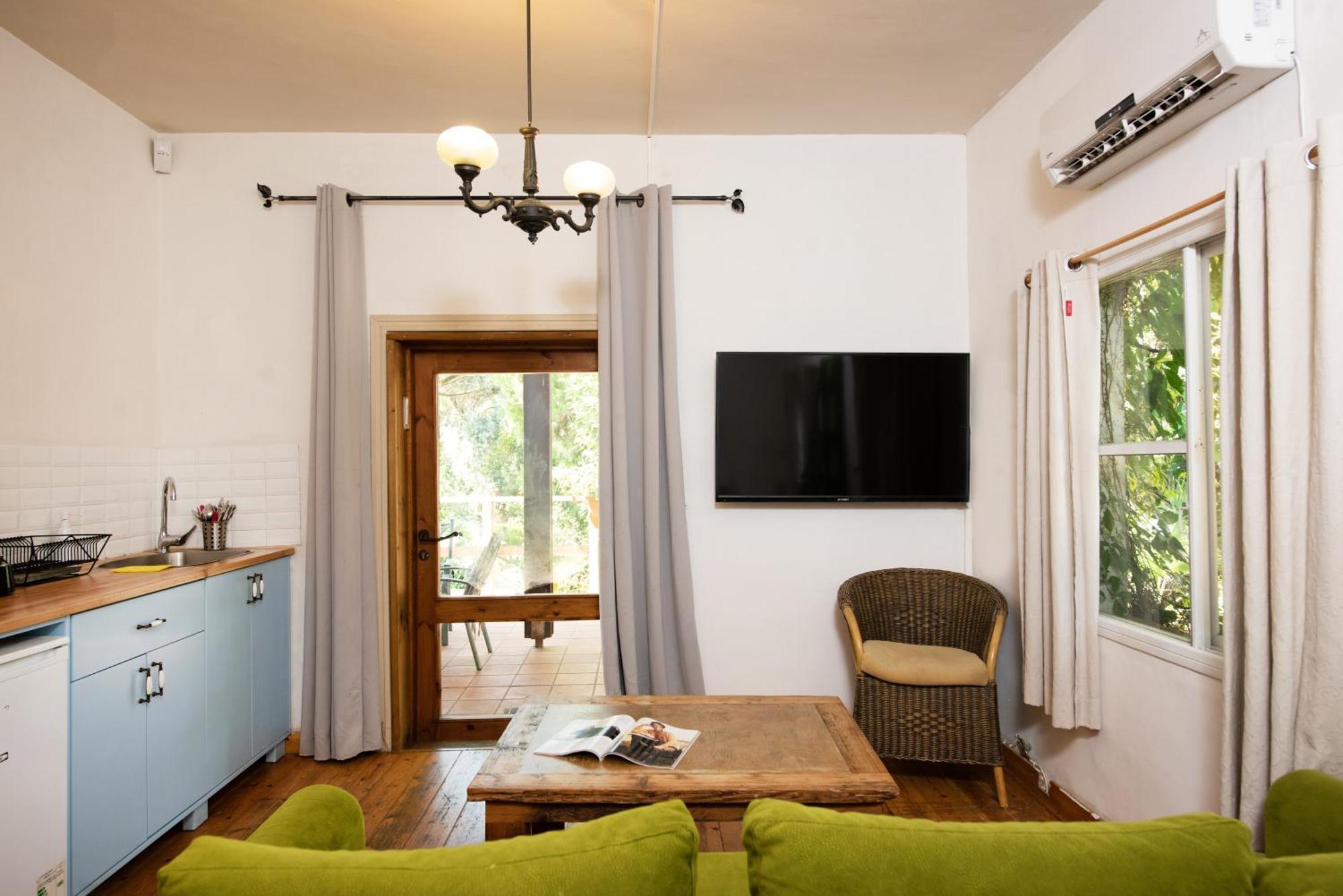 Vitrage Holiday Village And Spa Beit Hillel Habitación foto