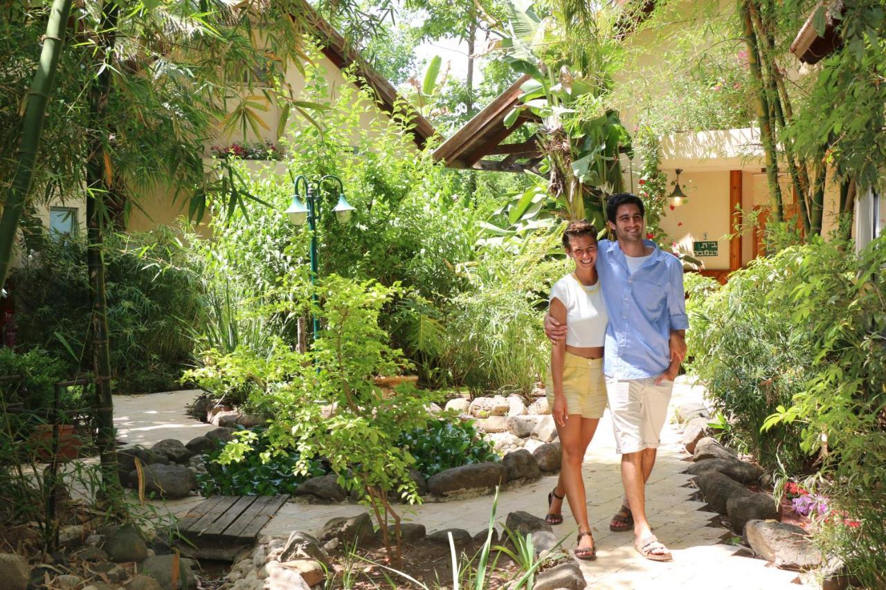 Vitrage Holiday Village And Spa Beit Hillel Exterior foto